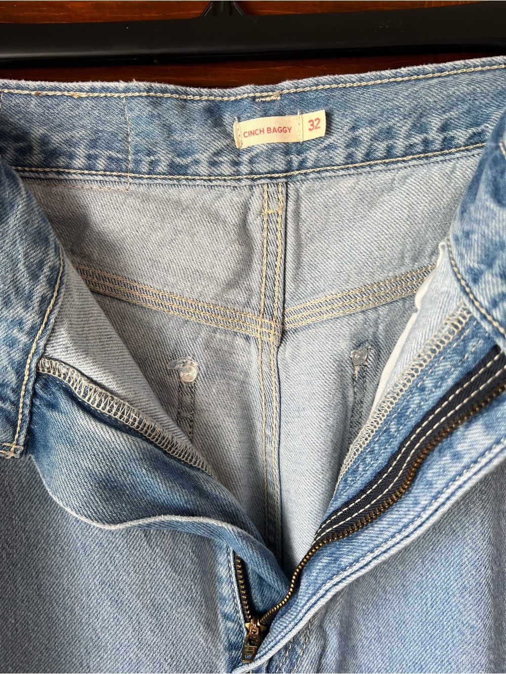 Levi's Cinch Waist Baggy Carpenter Denim - Picture 4 of 11